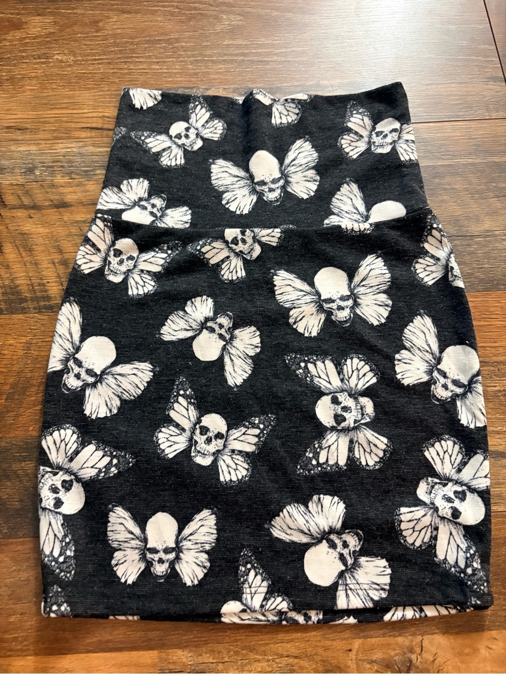 Skull butterfly mini skirt